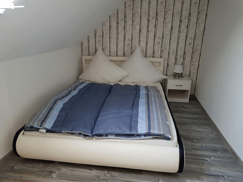 Schlafzimmer 3